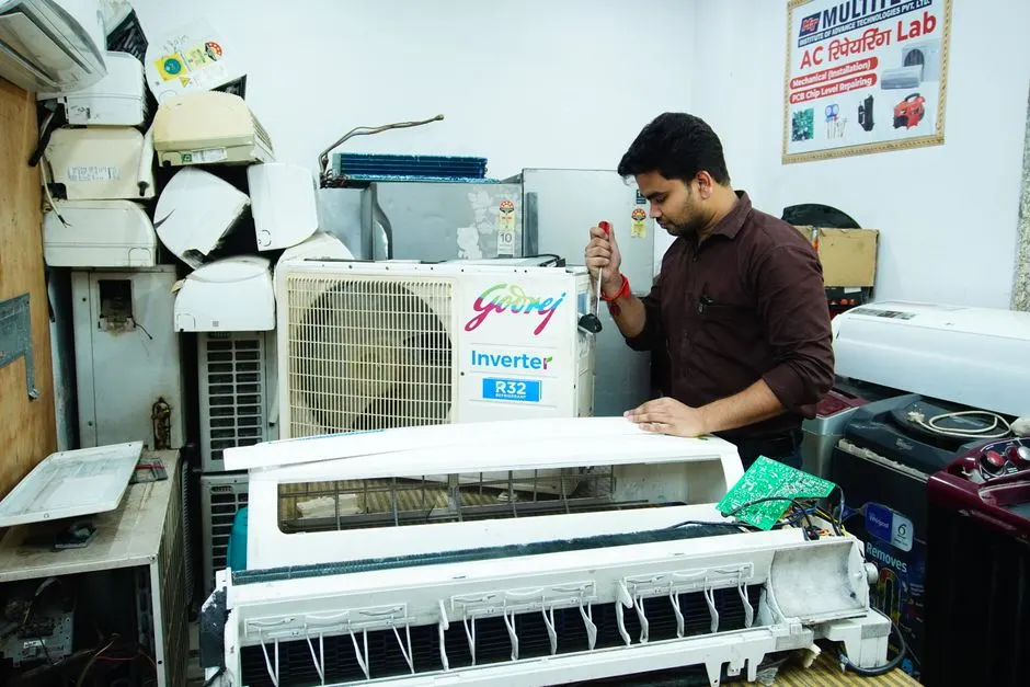 Local Air duct Cleaning team in Midvale
